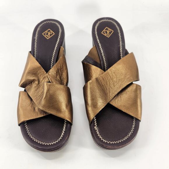 Donald J. Pliner Leather Wedge Slides Size 11 Bronze Slip On Sandal Comfort Luxe - Picture 2 of 8